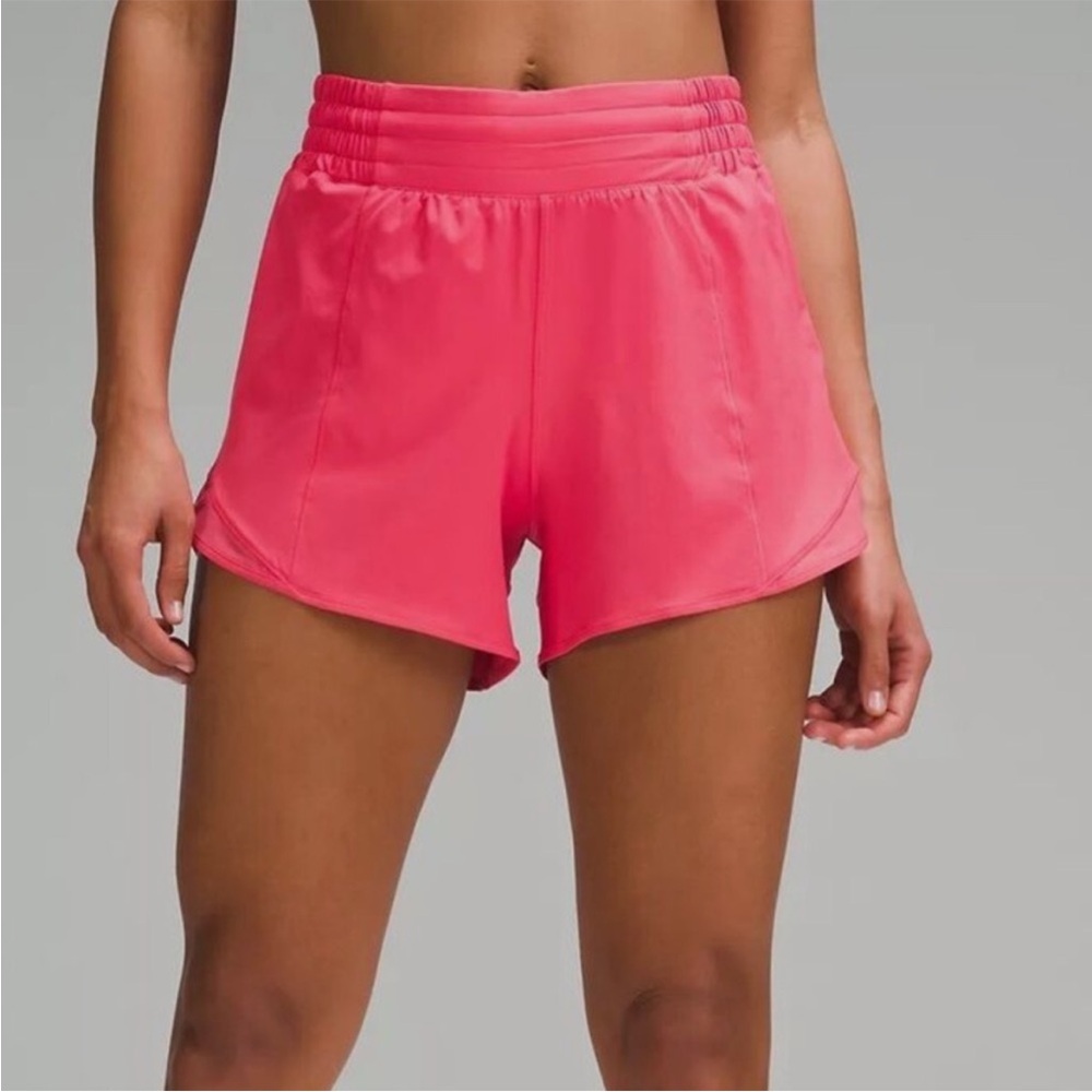 Lululemon Hotty Hot High Rise Shorts- Size 4